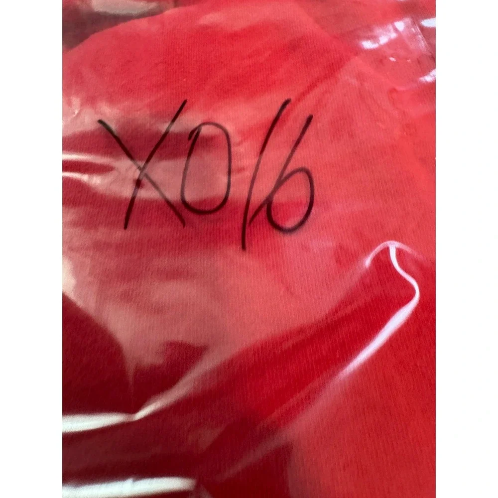 EUC Decorated Originals Red Scottie Dog Embroidered Holiday‎ Sweatshirt Medium - Picture 7 of 7